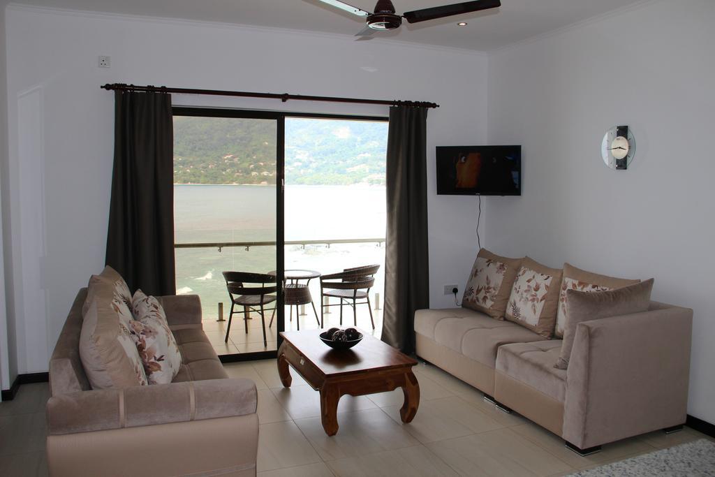 Surfers Cove Apartments Bel Ombre Dış mekan fotoğraf